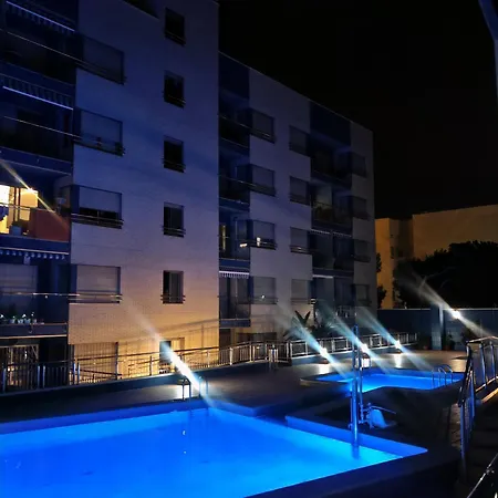 Coco S Locos 1st Coastline Lägenhet *